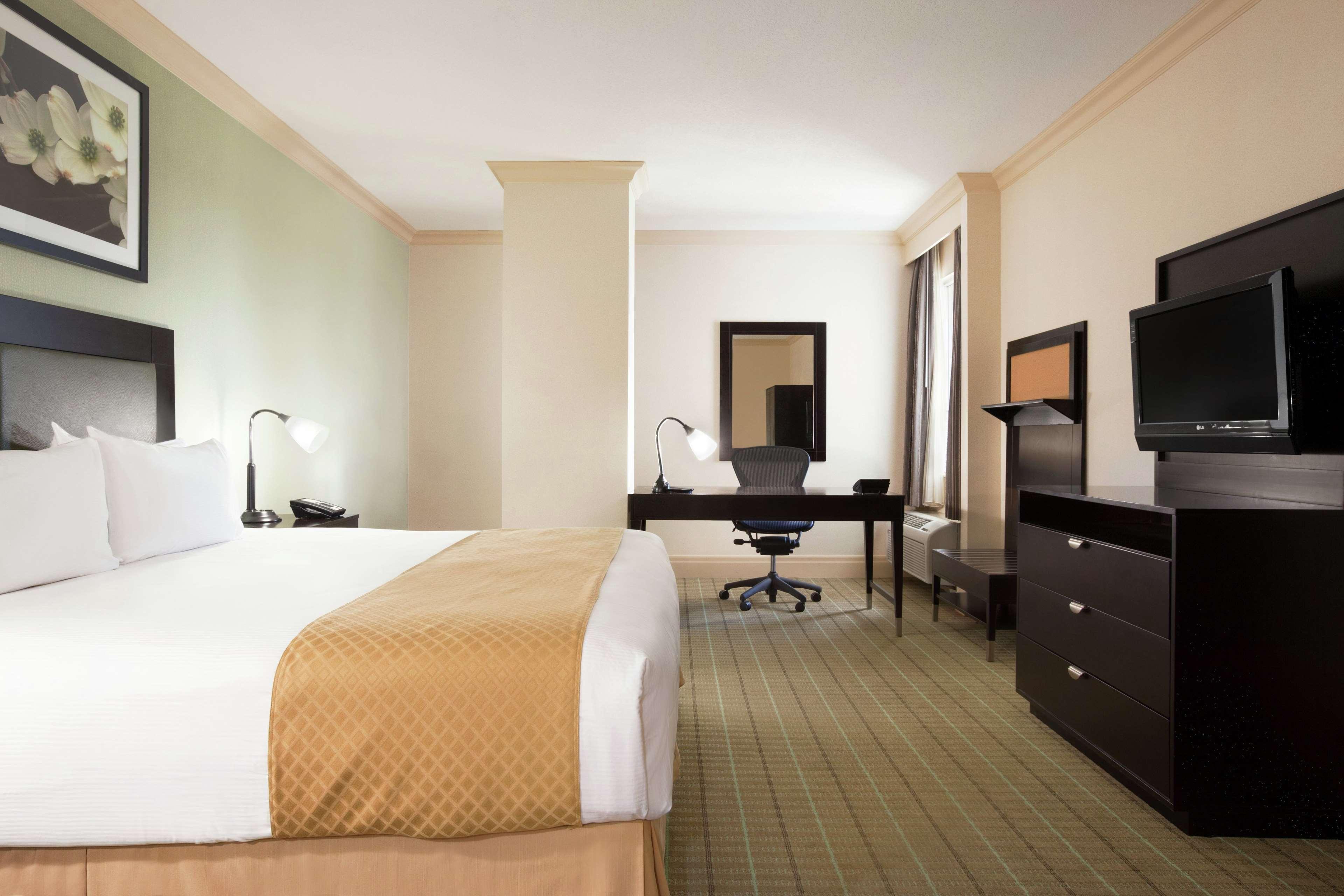 Doubletree By Hilton Hotel Dallas - Love Field Ngoại thất bức ảnh