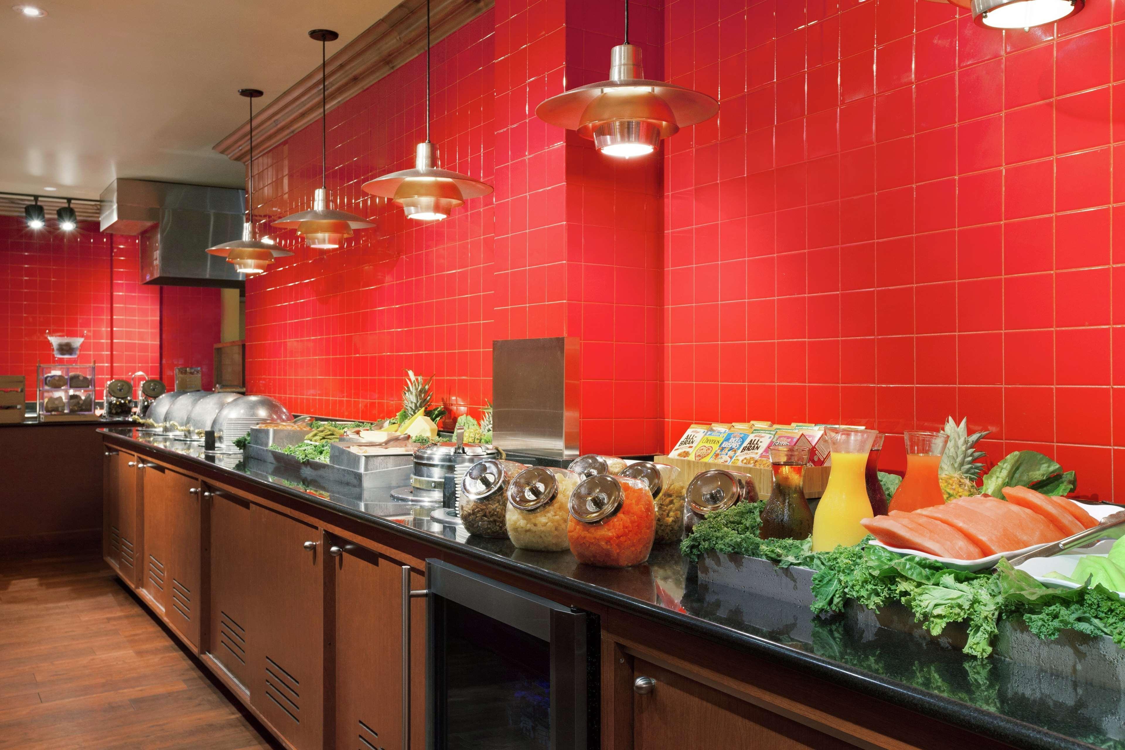 Doubletree By Hilton Hotel Dallas - Love Field Ngoại thất bức ảnh