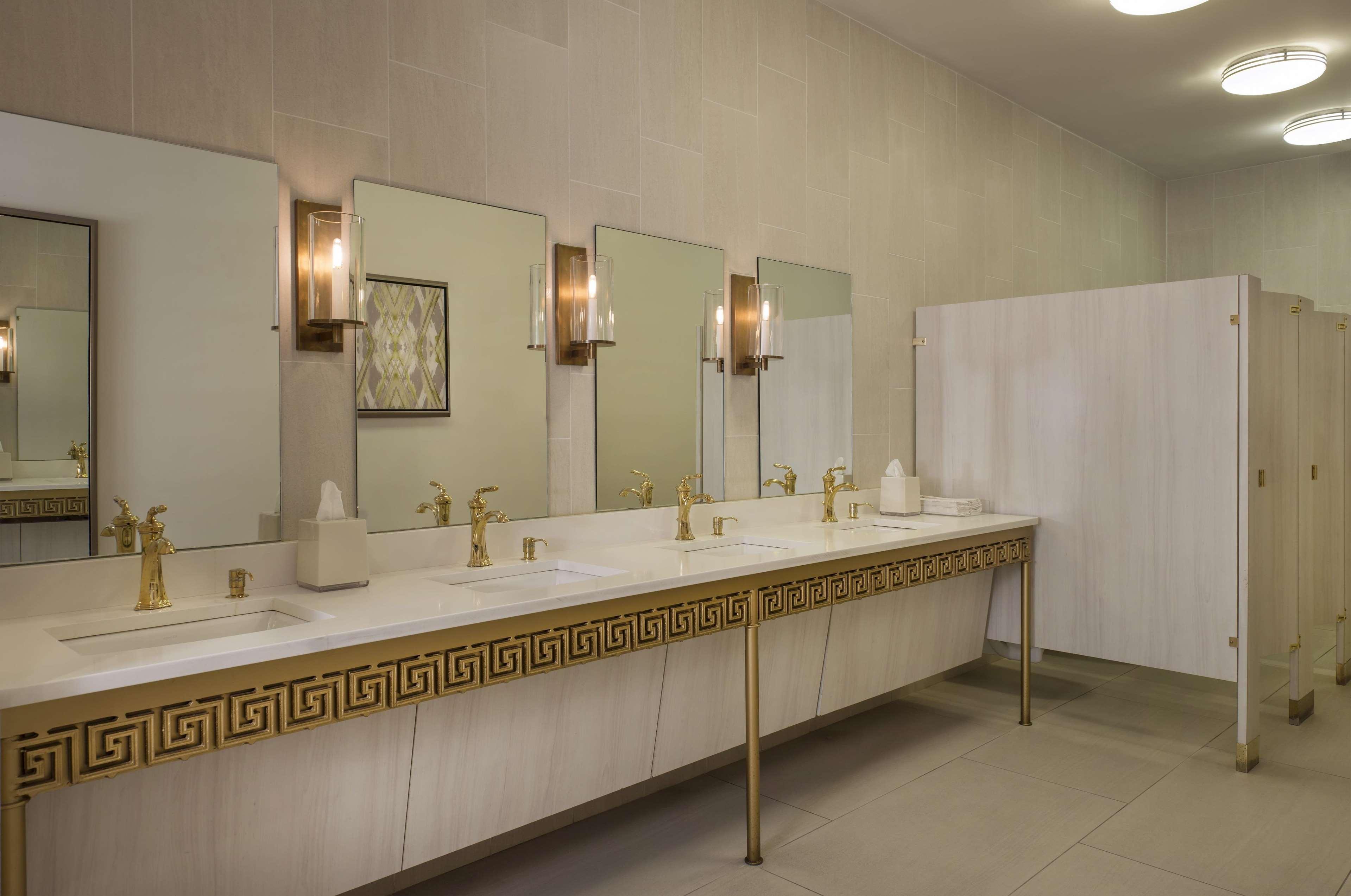 Doubletree By Hilton Hotel Dallas - Love Field Ngoại thất bức ảnh