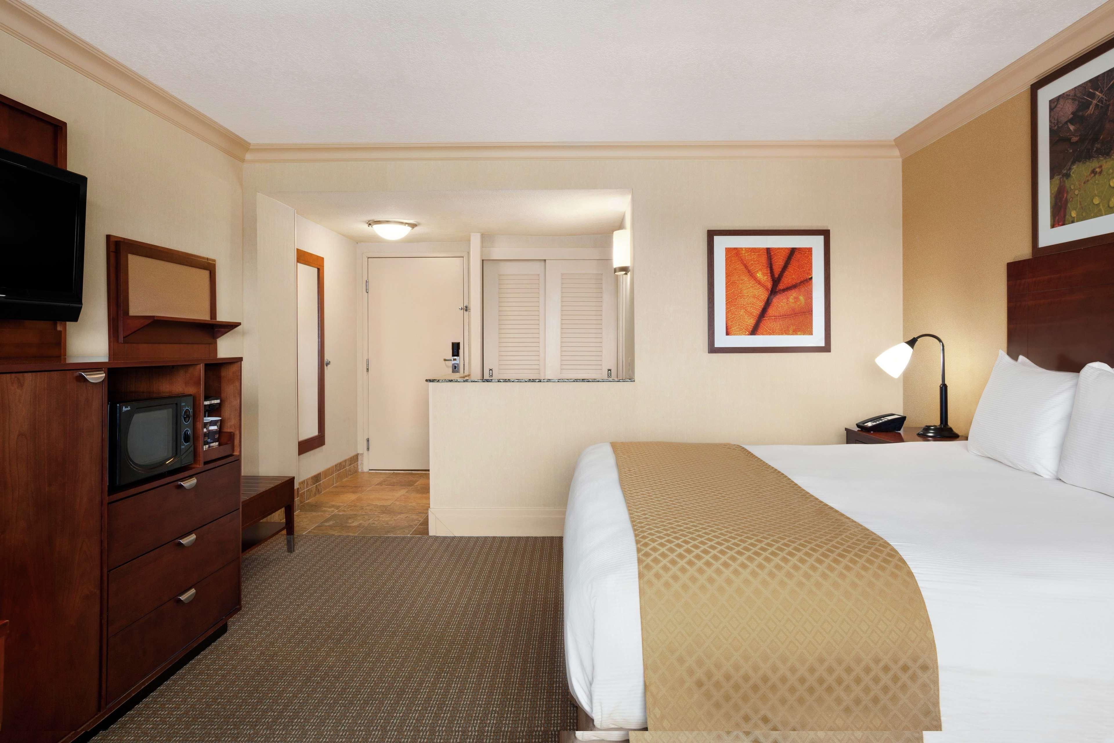 Doubletree By Hilton Hotel Dallas - Love Field Ngoại thất bức ảnh