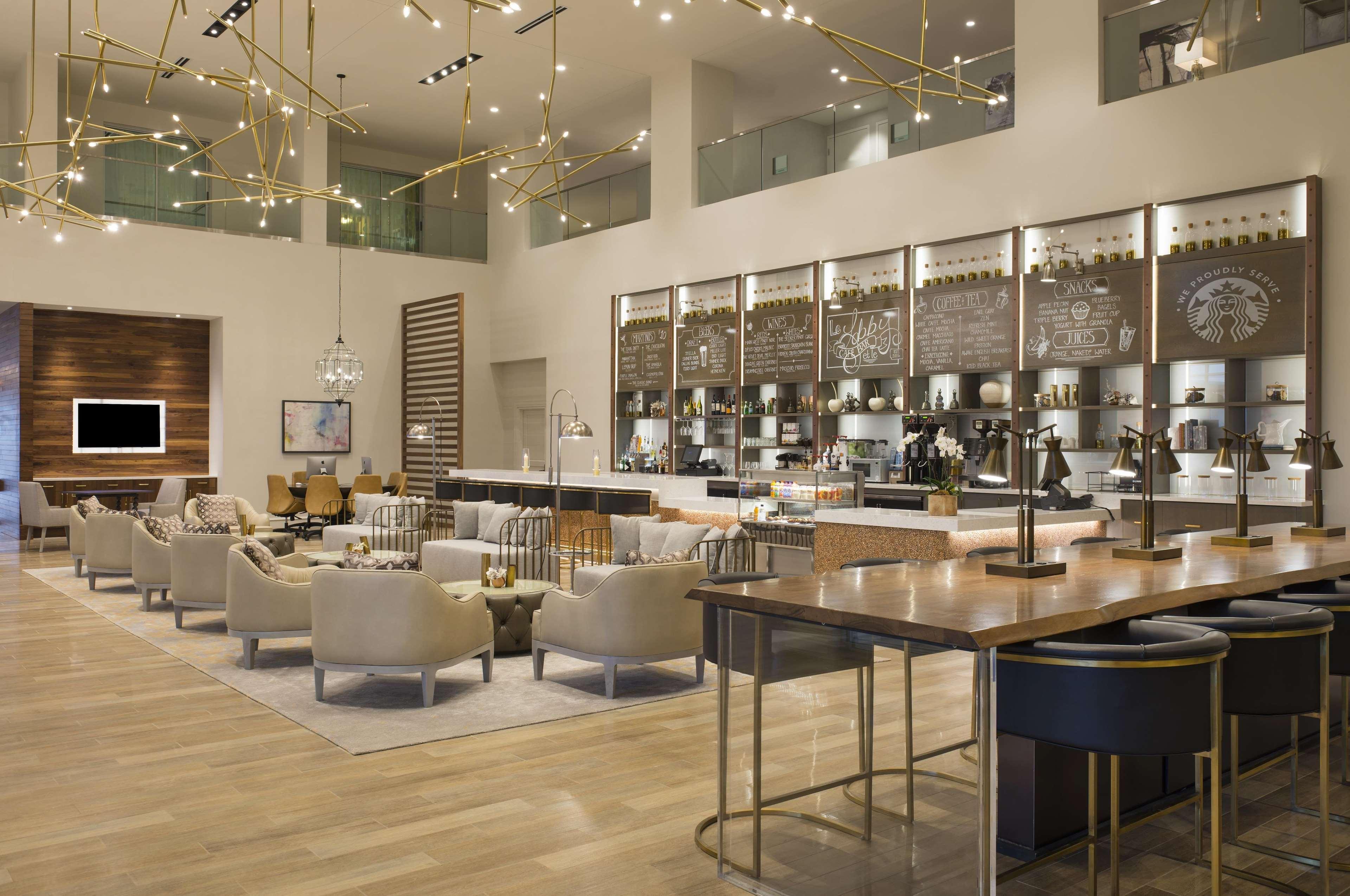Doubletree By Hilton Hotel Dallas - Love Field Ngoại thất bức ảnh