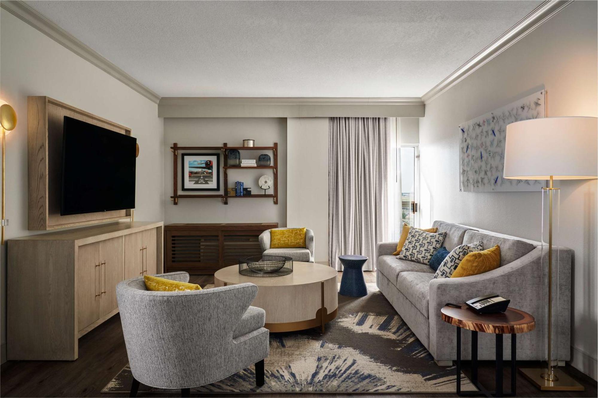 Doubletree By Hilton Hotel Dallas - Love Field Ngoại thất bức ảnh