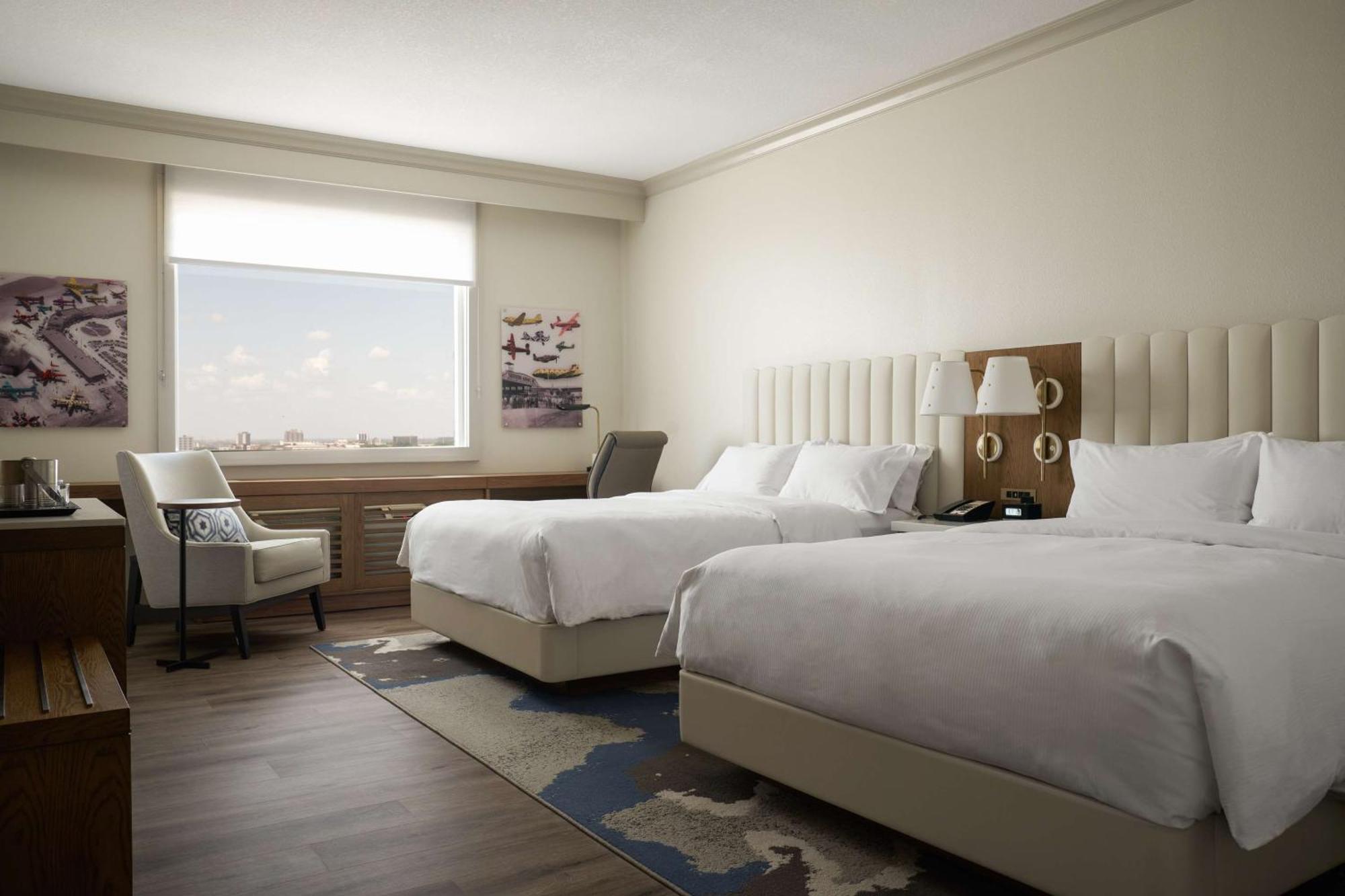 Doubletree By Hilton Hotel Dallas - Love Field Ngoại thất bức ảnh