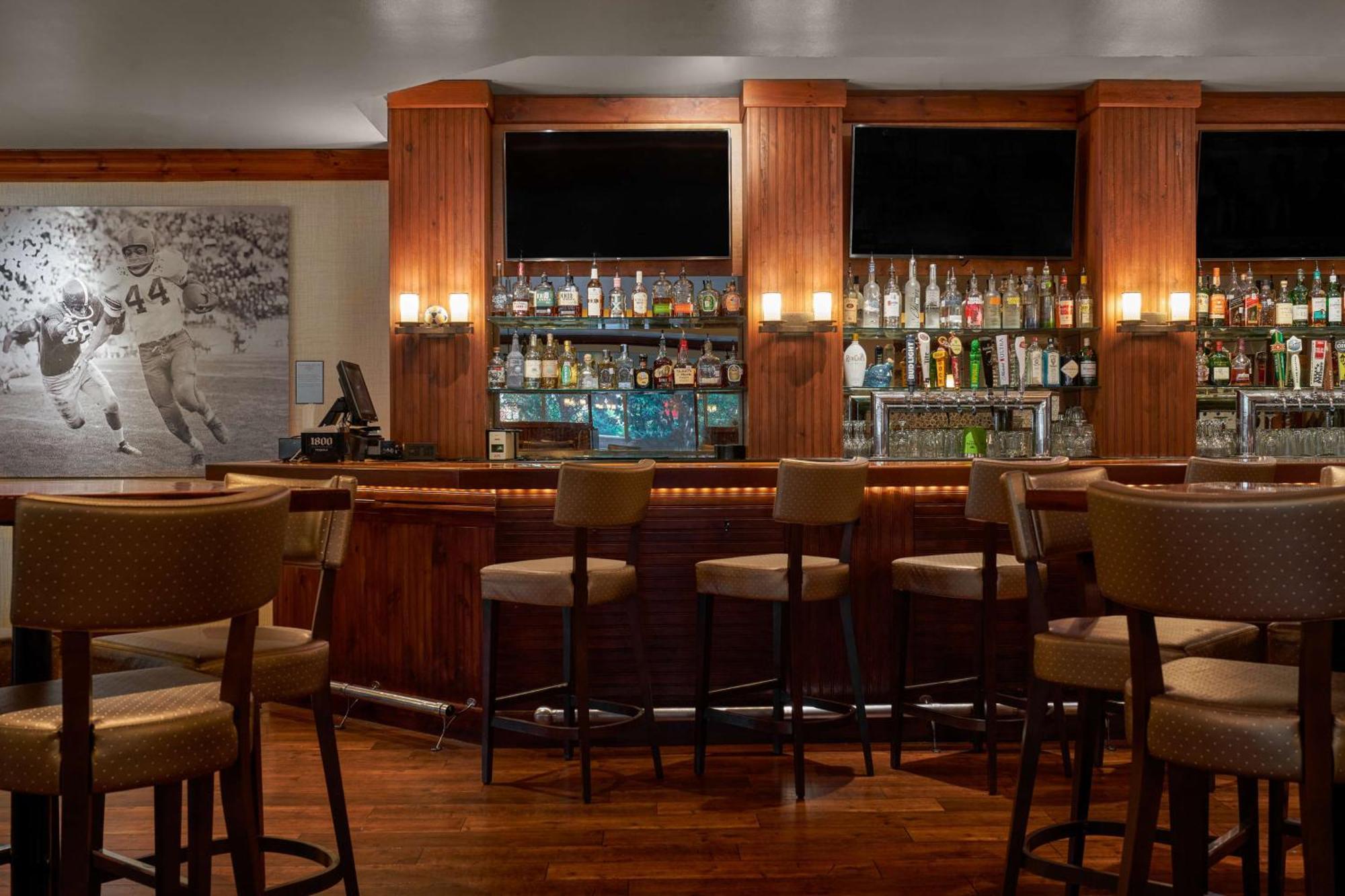 Doubletree By Hilton Hotel Dallas - Love Field Ngoại thất bức ảnh