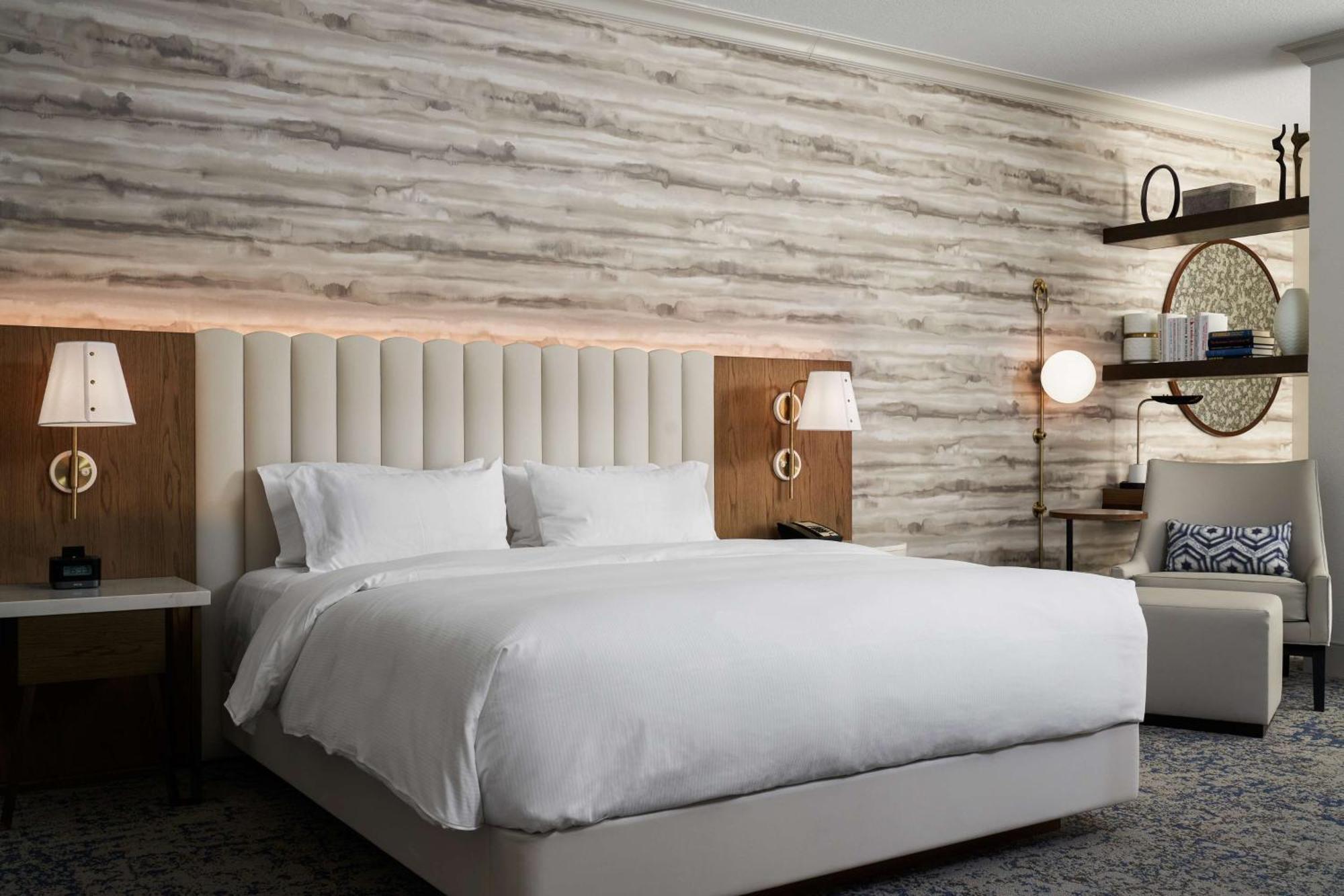 Doubletree By Hilton Hotel Dallas - Love Field Ngoại thất bức ảnh