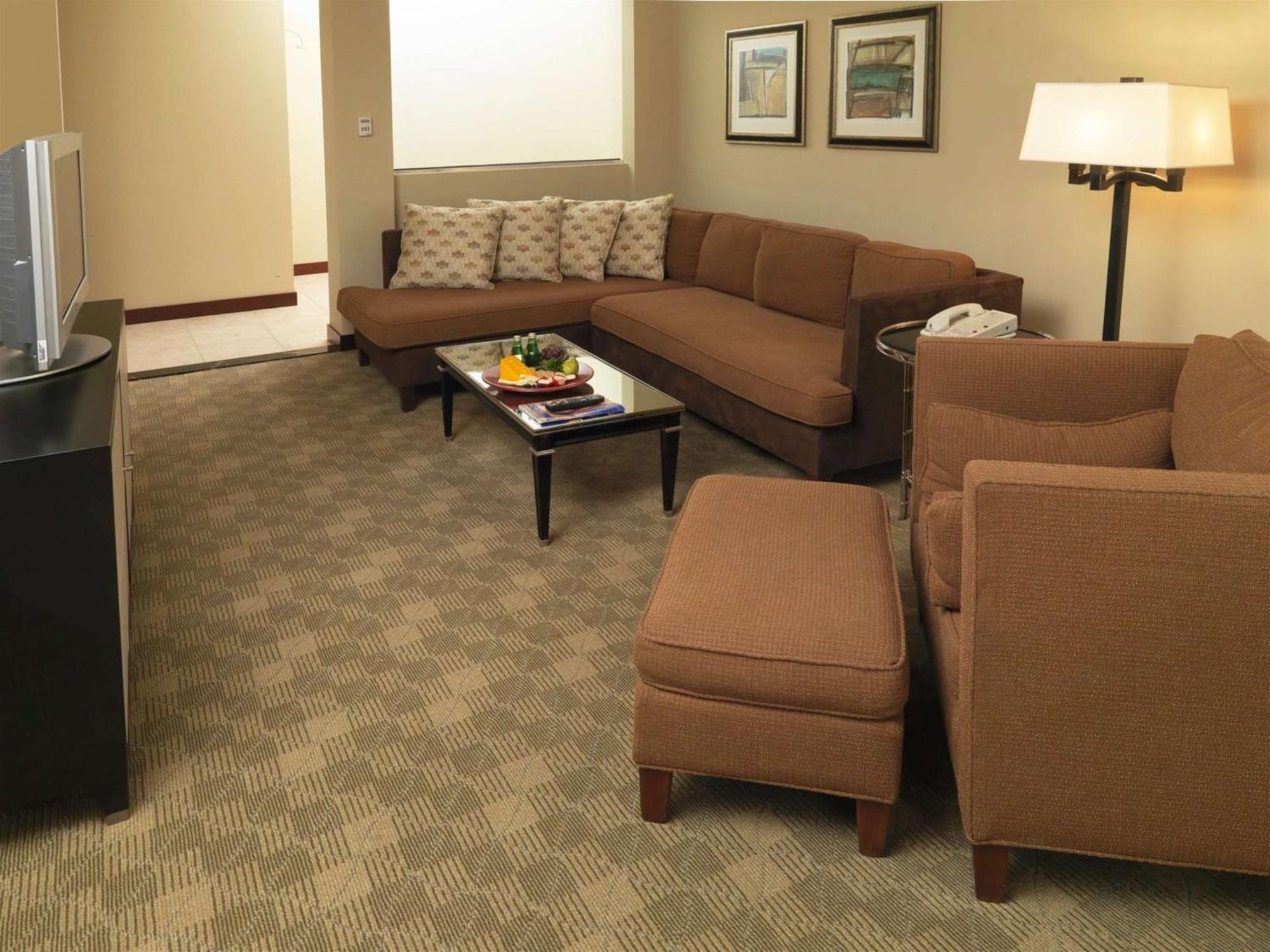 Doubletree By Hilton Hotel Dallas - Love Field Ngoại thất bức ảnh